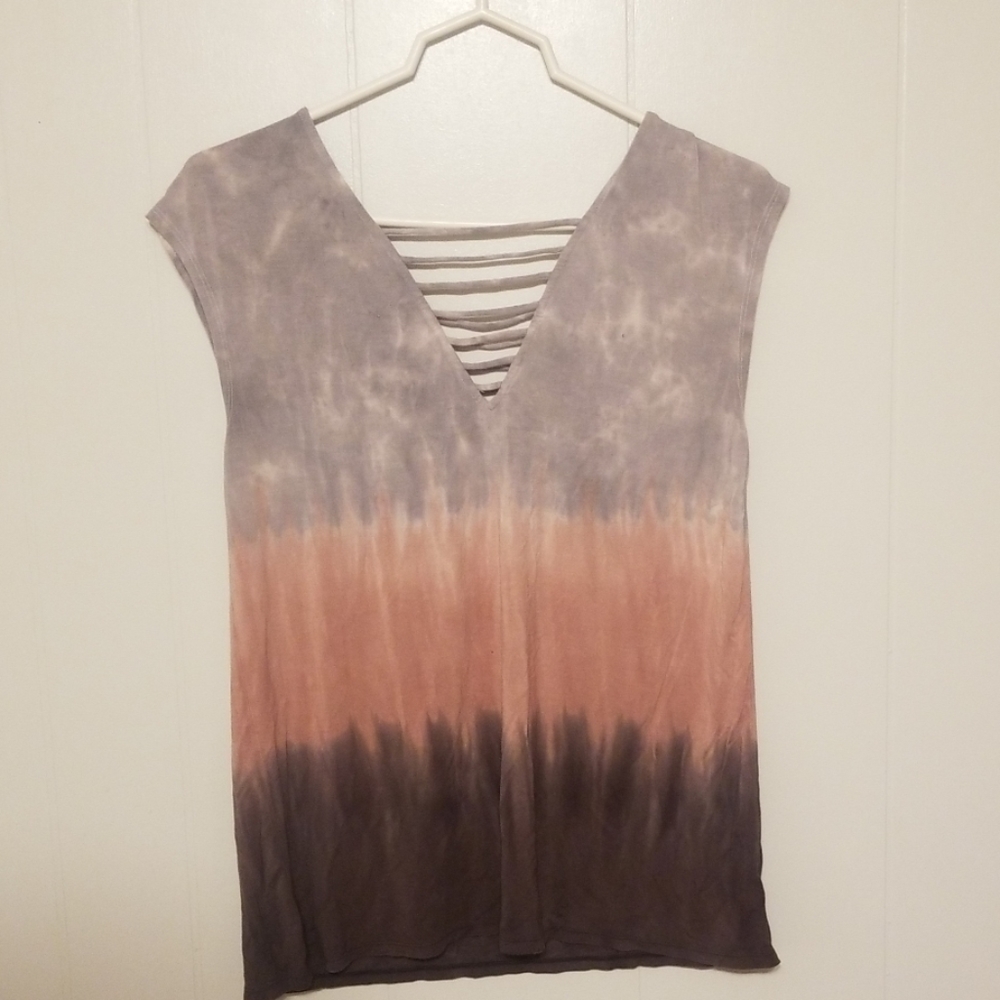 Perfect condition american eagle v neck t shirt